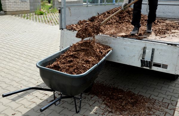 Bulk Mulch Delivery in La Crosse