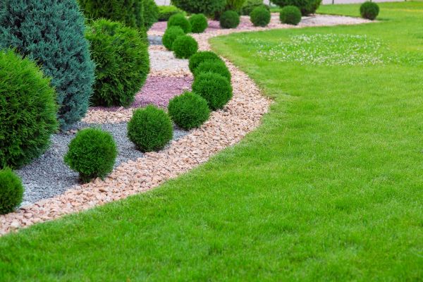 Edging Stones Installation in La Crosse
