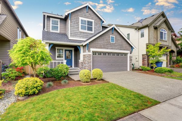 Curb Appeal Landscaping in La Crosse